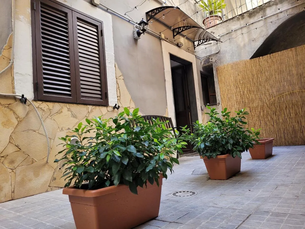 Holiday home Casa Epomeo Villa Catania Italy